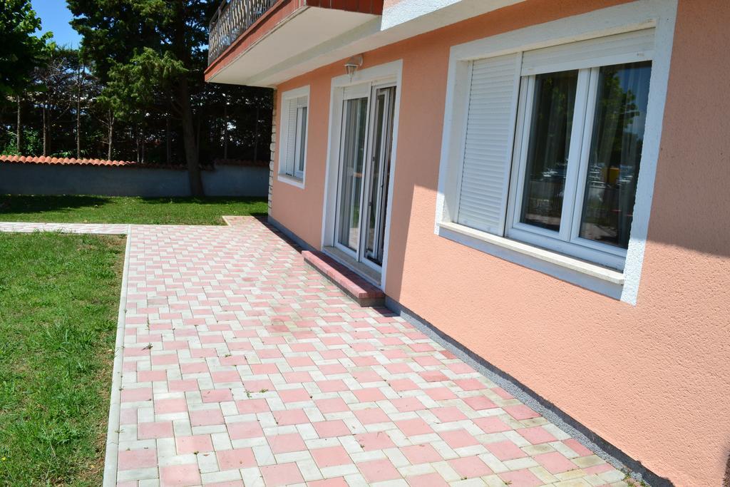 Apartments Lungomare Umag Quarto foto