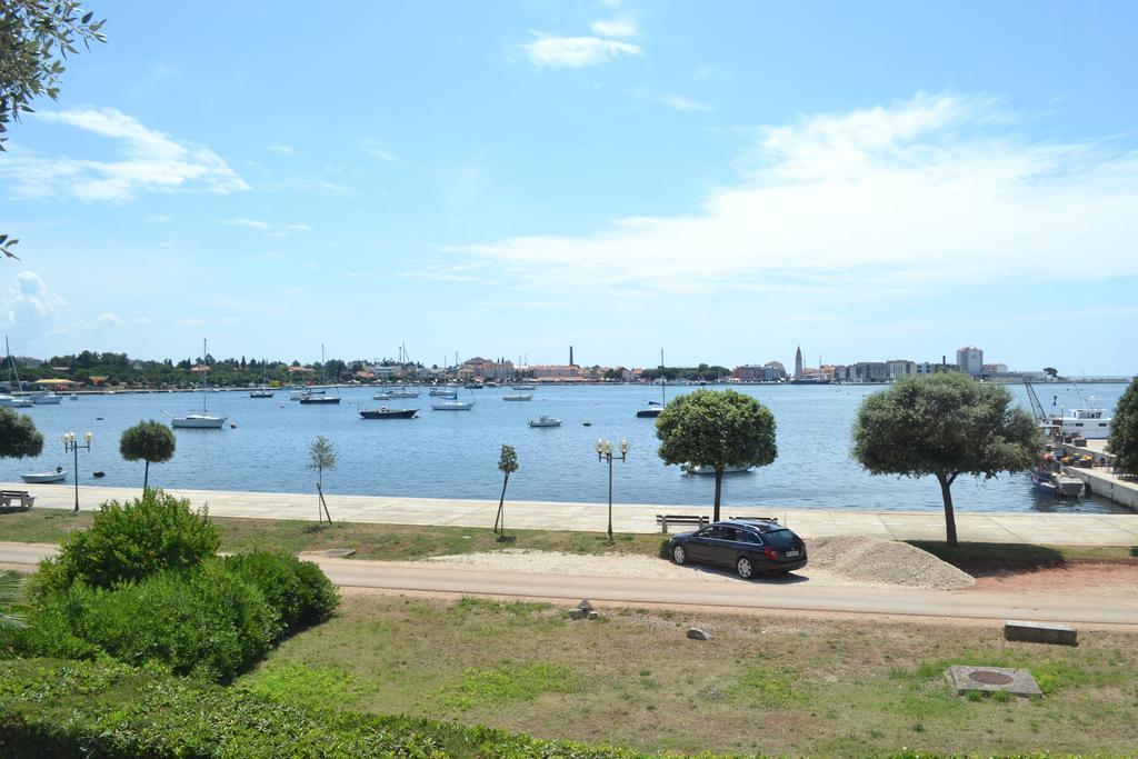 Apartments Lungomare Umag Quarto foto