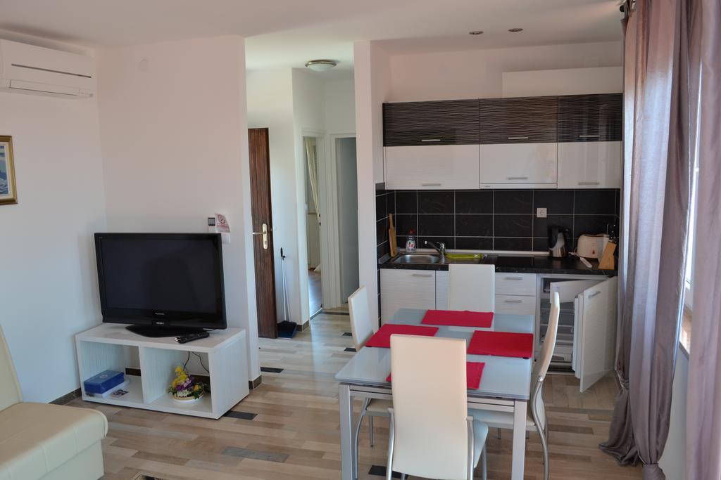 Apartments Lungomare Umag Quarto foto