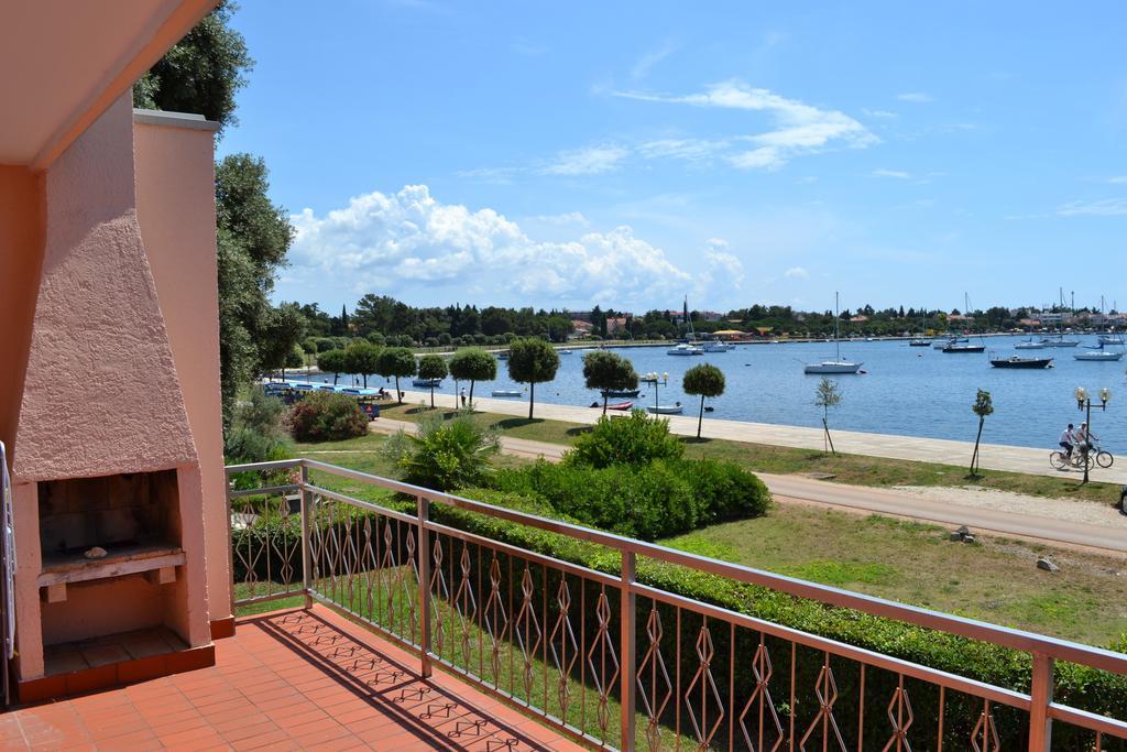 Apartments Lungomare Umag Quarto foto