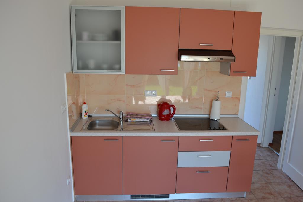 Apartments Lungomare Umag Quarto foto